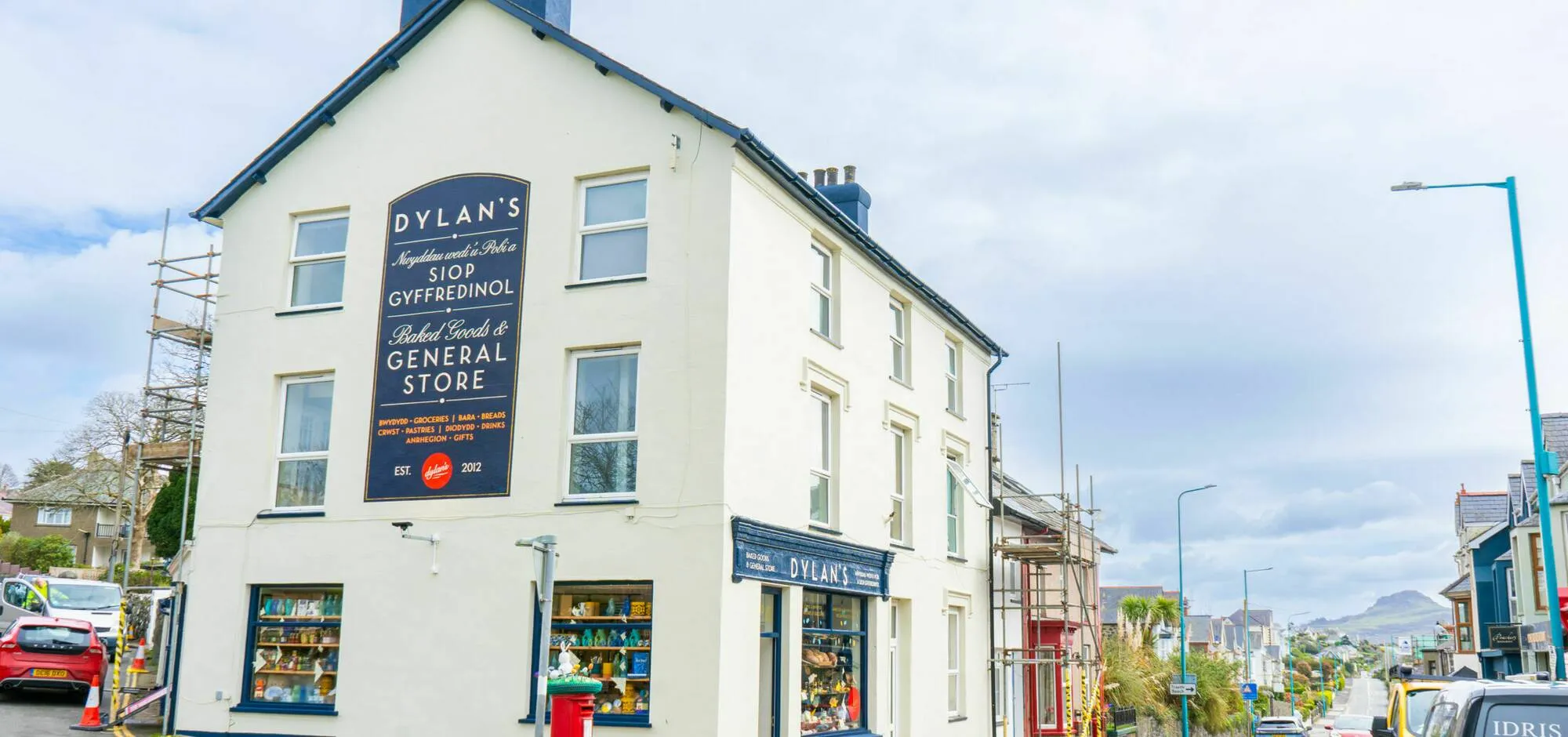 Dylan's Baked Goods and General Store Criccieth