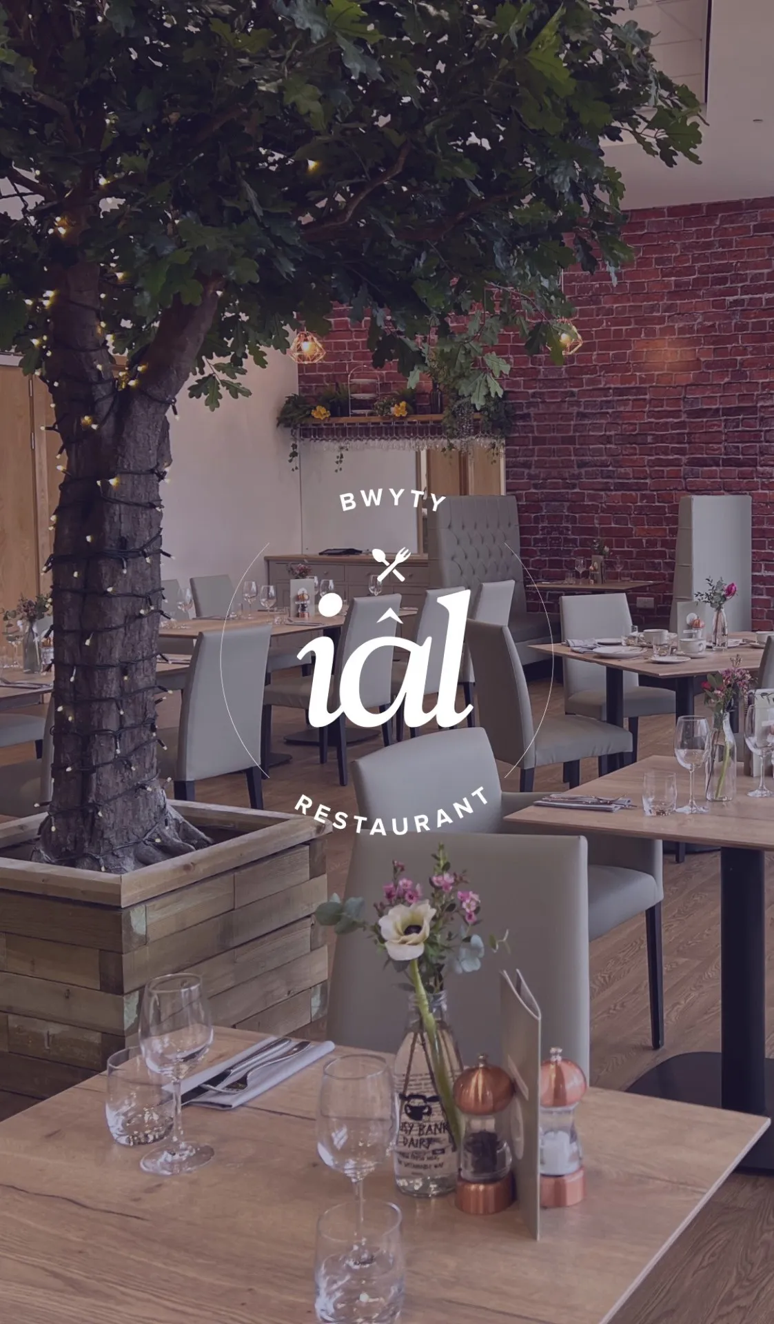 iâl Restaurant